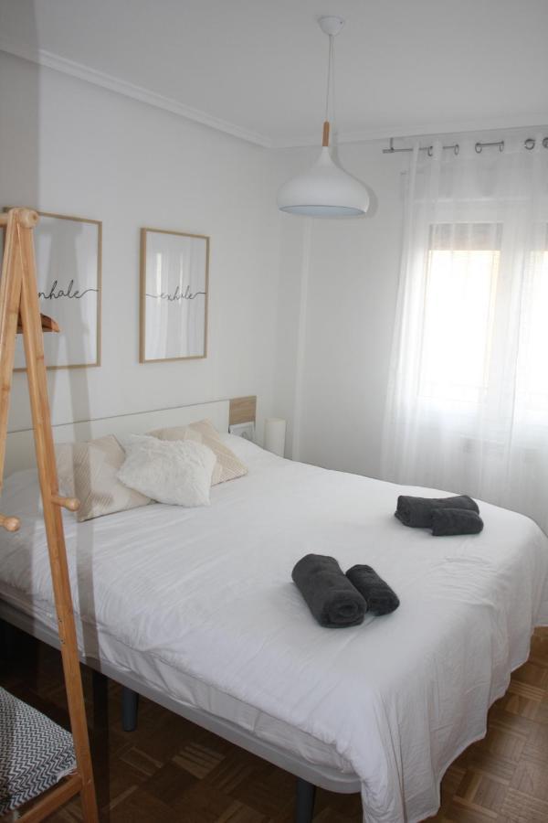 Apartamentos La Herradura Plaza Haro Exterior foto